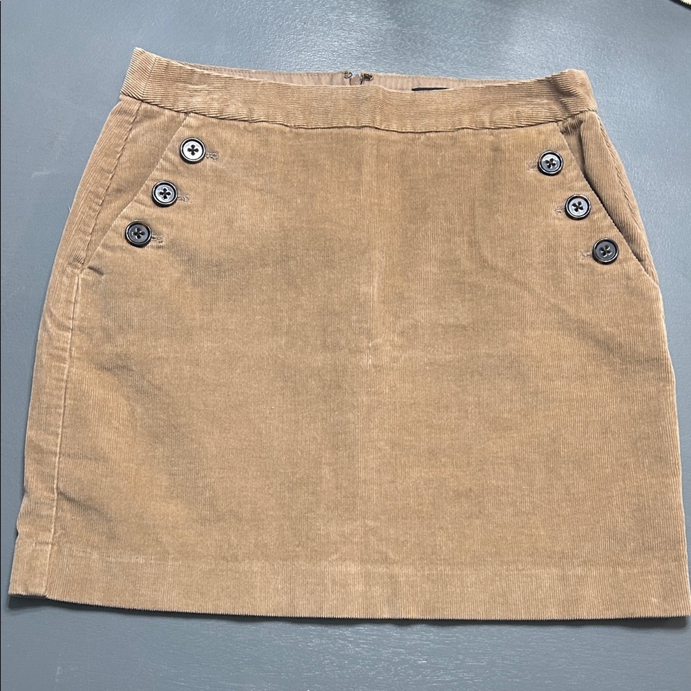 Banana Republic size 4 stretch Tan Button-Accent Women's Skirt corduroy